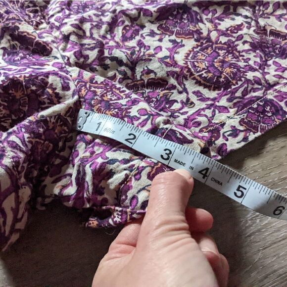 LOFT paisley print purple off whiteLightweight, breathable, & super cute shorts - Picture 8 of 12